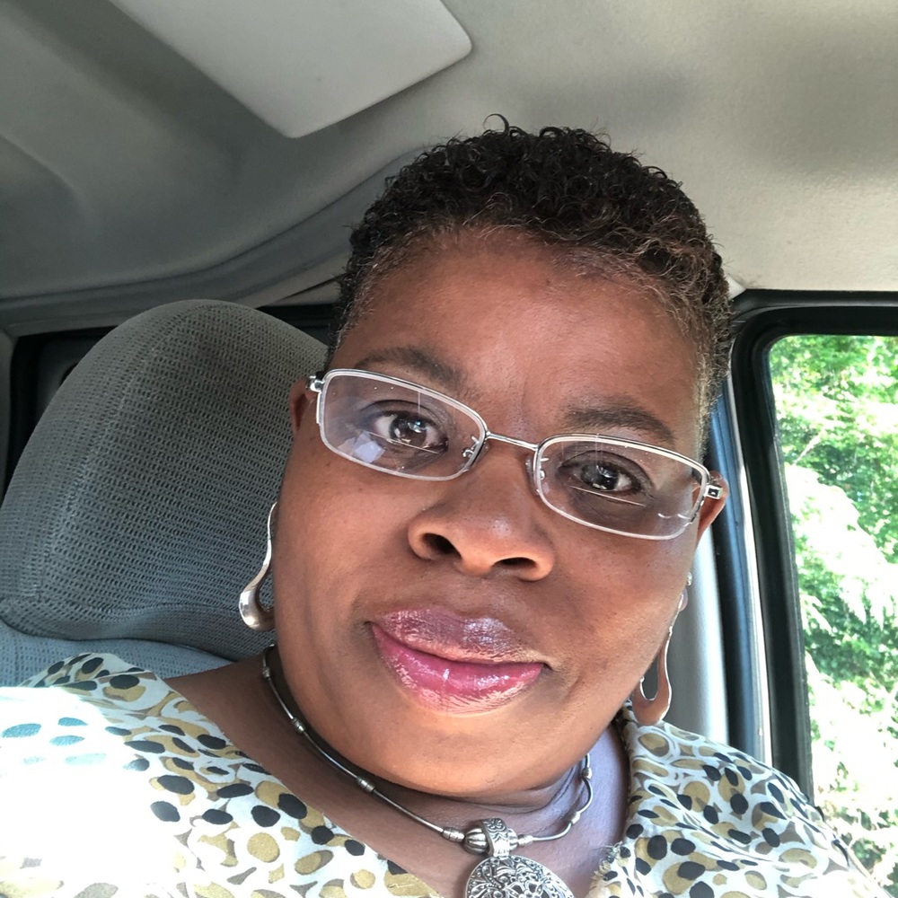 Meet your Posher, Tawana
